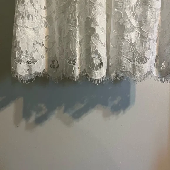 NWT Loft brand white lacy dress, size 8. Pictures don’t do this dress justice! - Picture 2 of 7